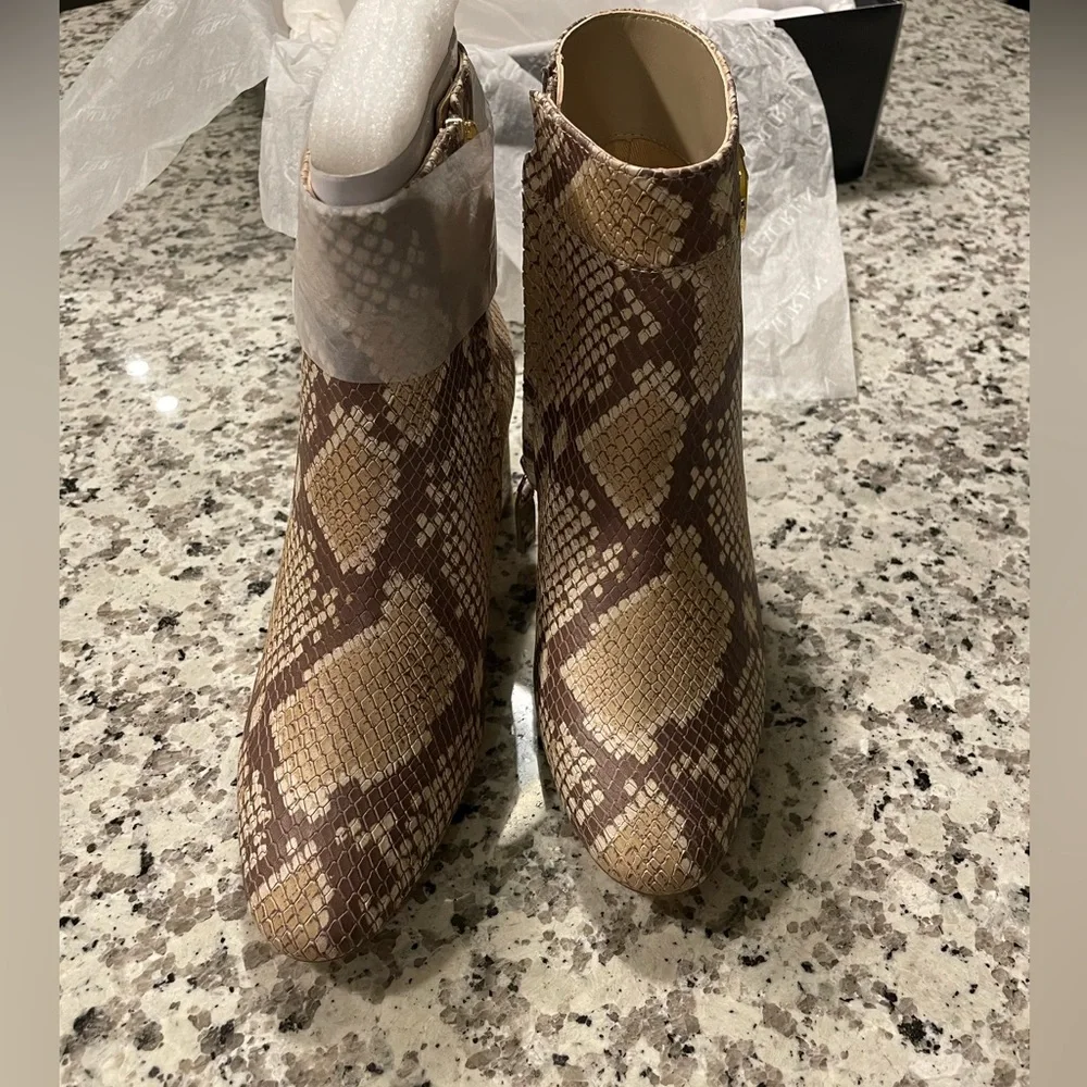 Lauren Ralph Lauren snake print Boots. - Picture 11 of 17